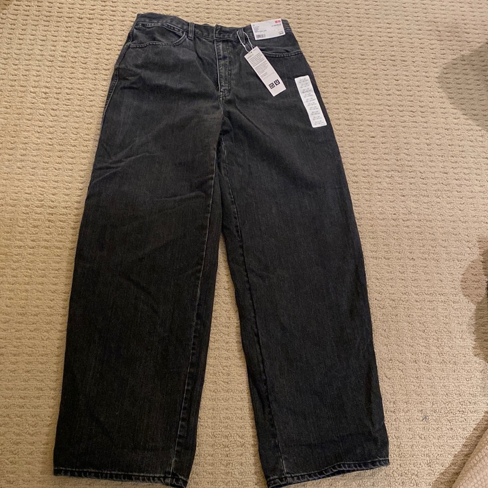 NBW Uniqlo dark gray dad jeans
